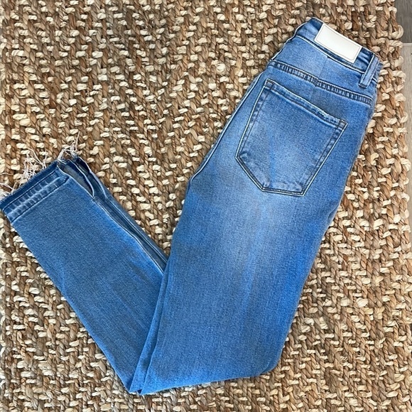 𝅺Neon Blonde Bombshell High Rise Skinny Jeans - Picture 11 of 11